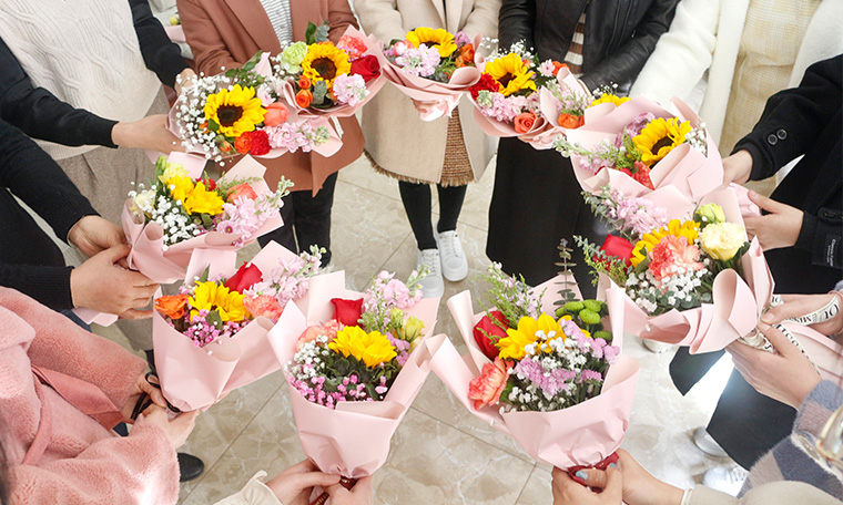 愛在三八節(jié)，情暖半邊天——濟(jì)南賽成為女員工送上節(jié)日祝福